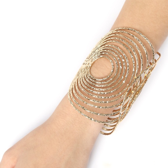 Jewelry - Gold cuff bracelet